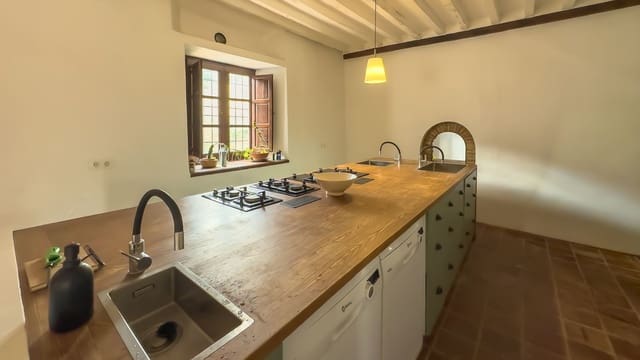 Finca/Casa Rural de 8 habitaciones en Málaga ciudad en venta con piscina garaje - 1.195.000 € (Ref: 9438759)
