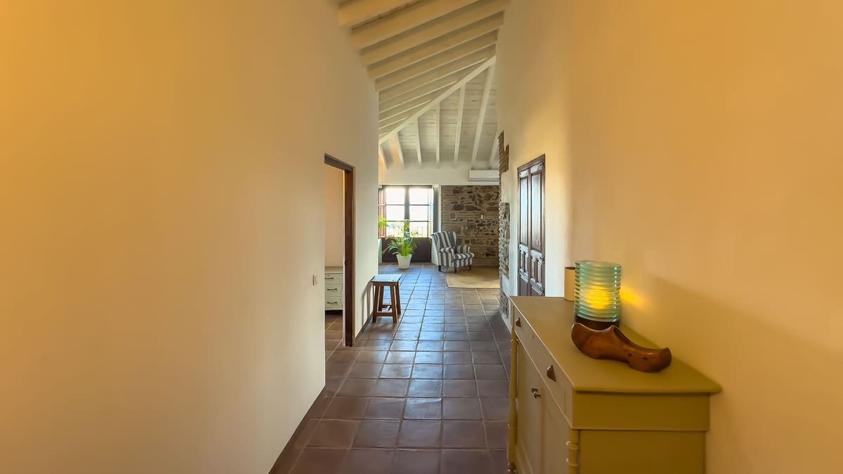 8 soverom Finca/Herregård til salgs i Malaga by med svømmebasseng garasje - € 1 195 000 (Ref: 9438759)