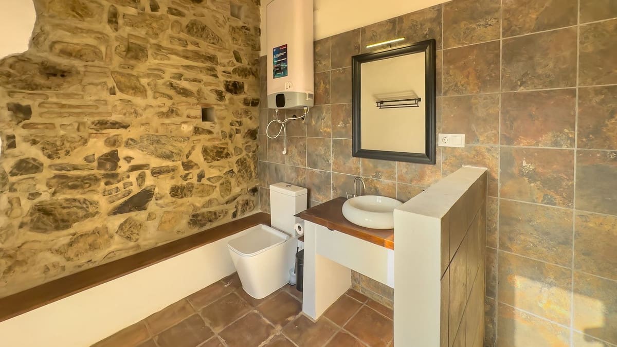 8 soverom Finca/Herregård til salgs i Malaga by med svømmebasseng garasje - € 1 195 000 (Ref: 9438759)