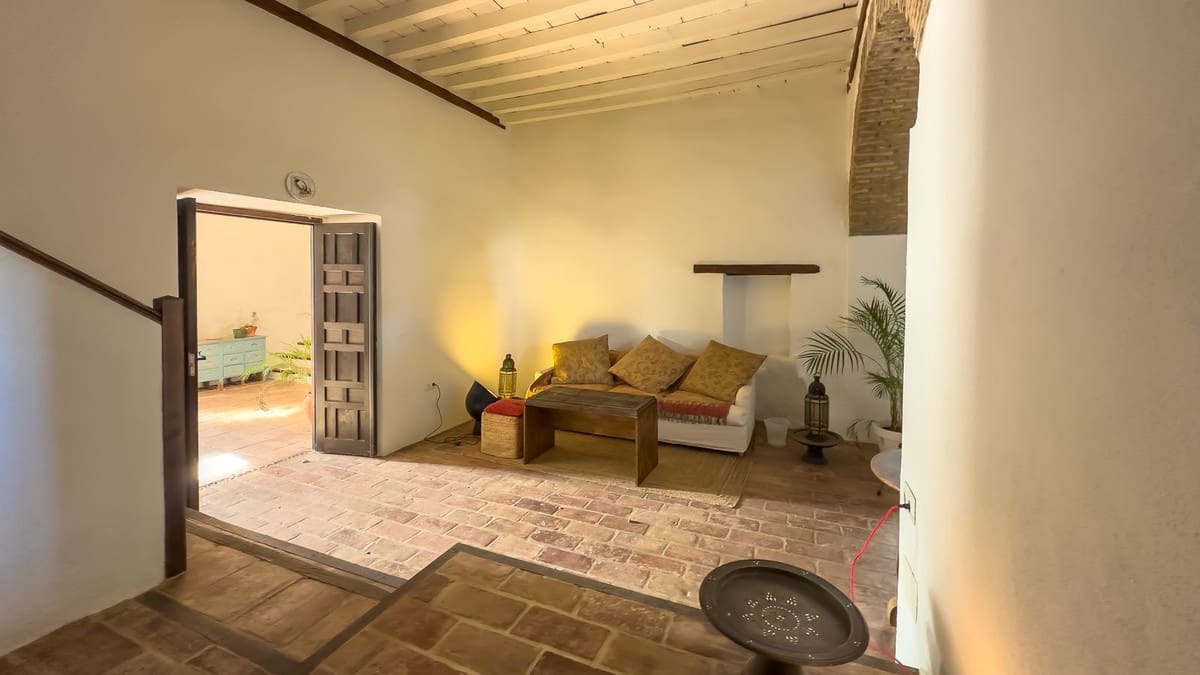 8 soverom Finca/Herregård til salgs i Malaga by med svømmebasseng garasje - € 1 195 000 (Ref: 9438759)
