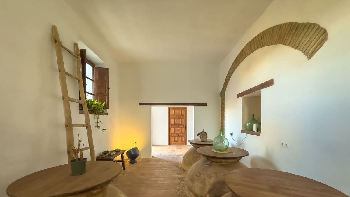 8 soverom Finca/Herregård til salgs i Malaga by med svømmebasseng garasje - € 1 195 000 (Ref: 9438759)