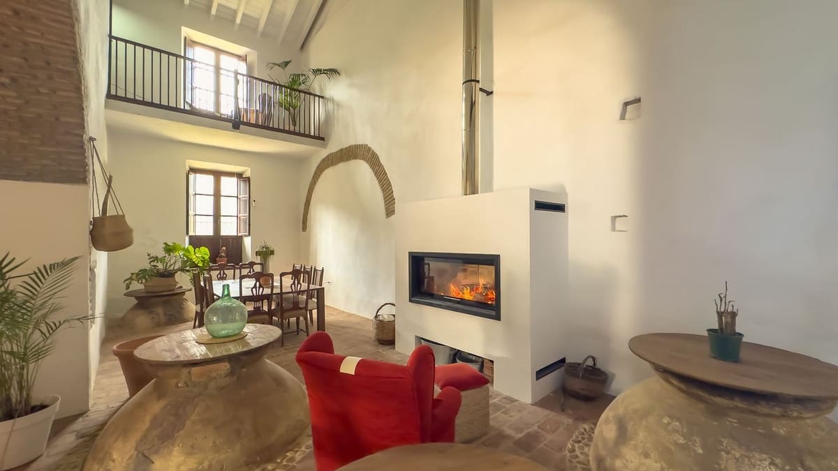 8 soverom Finca/Herregård til salgs i Malaga by med svømmebasseng garasje - € 1 195 000 (Ref: 9438759)