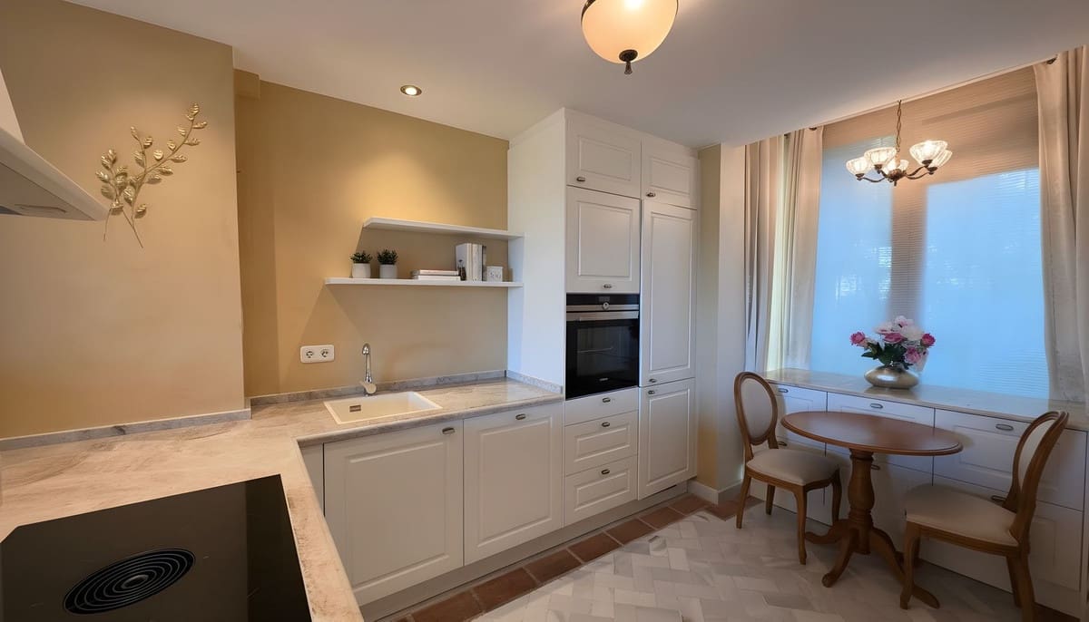 2 slaapkamer Appartement te koop in Bahia de Casares met zwembad garage - € 499.000 (Ref: 9447326)