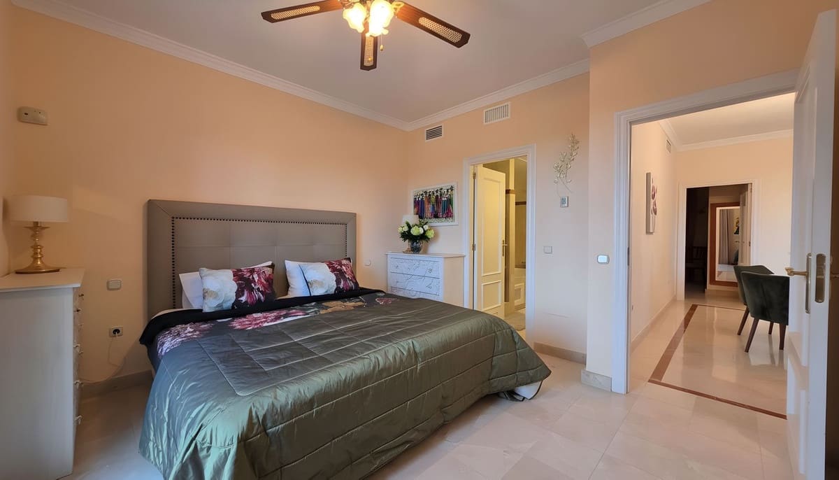 2 slaapkamer Appartement te koop in Bahia de Casares met zwembad garage - € 499.000 (Ref: 9447326)