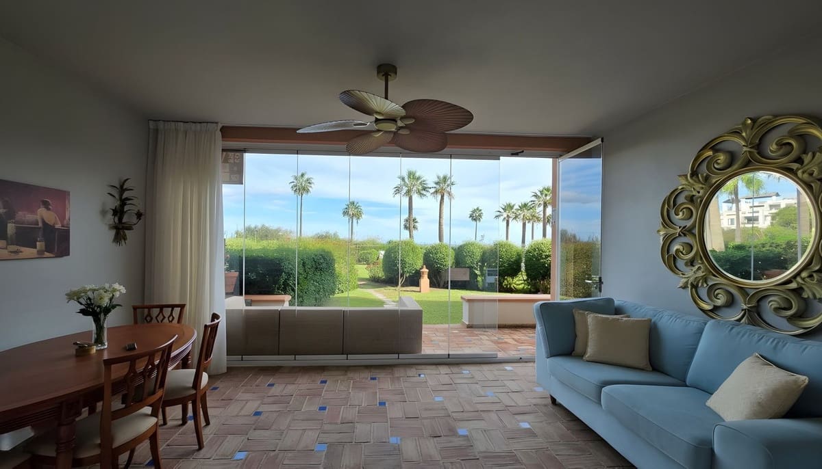 2 slaapkamer Appartement te koop in Bahia de Casares met zwembad garage - € 499.000 (Ref: 9447326)