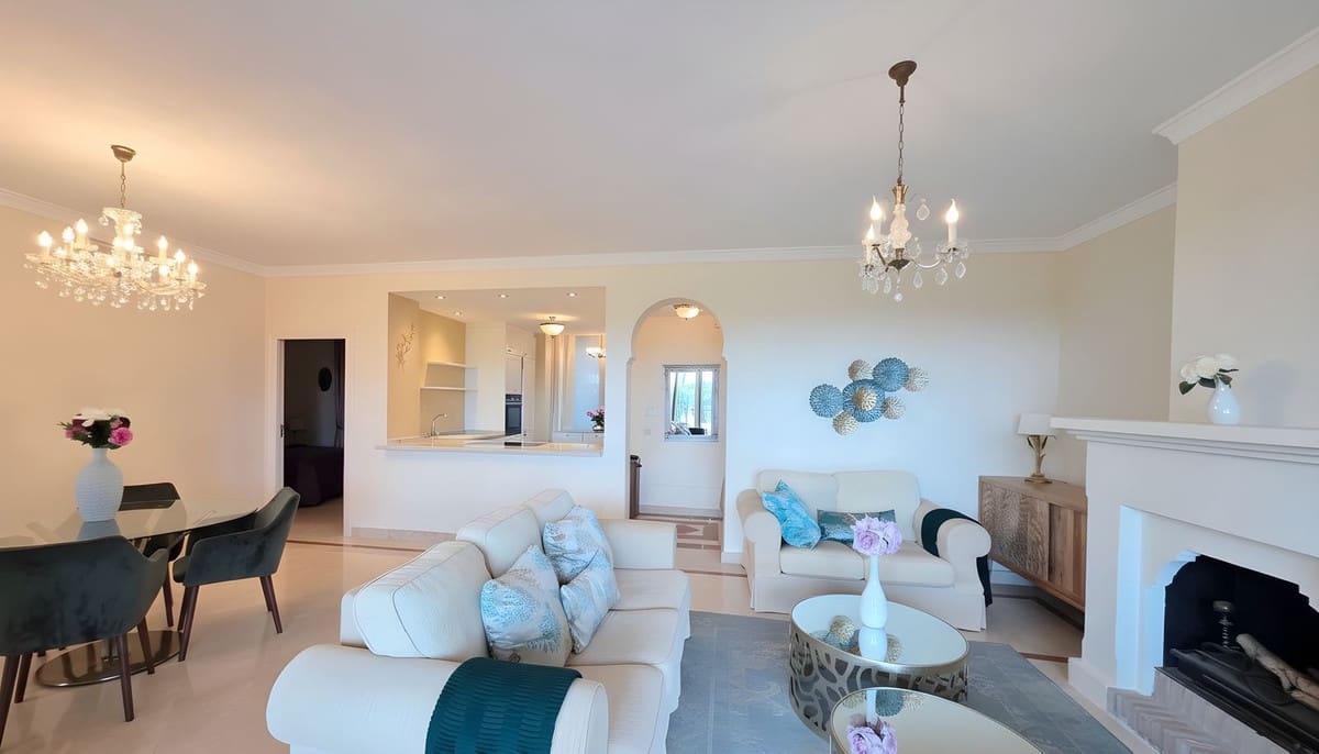 2 slaapkamer Appartement te koop in Bahia de Casares met zwembad garage - € 499.000 (Ref: 9447326)