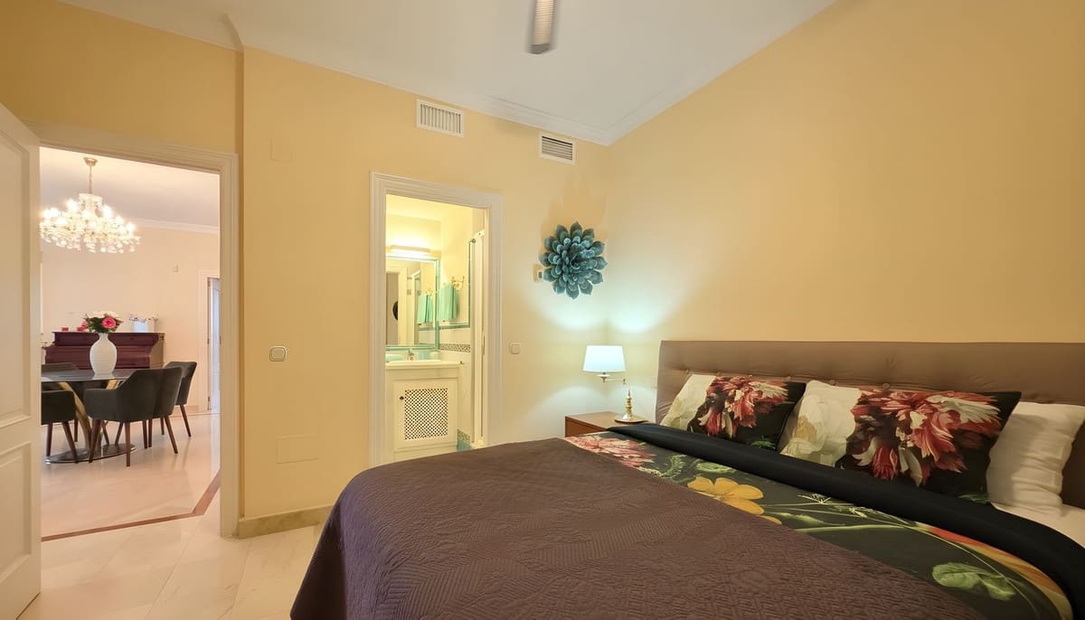 2 slaapkamer Appartement te koop in Bahia de Casares met zwembad garage - € 499.000 (Ref: 9447326)