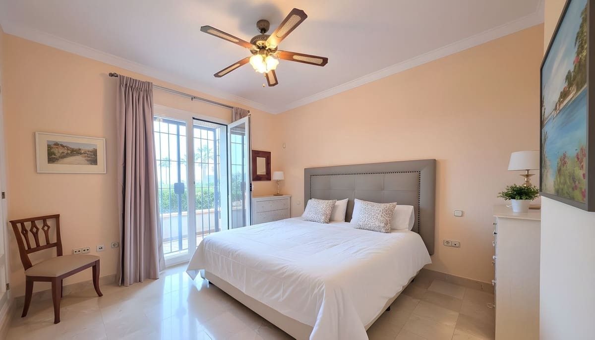 2 slaapkamer Appartement te koop in Bahia de Casares met zwembad garage - € 499.000 (Ref: 9447326)