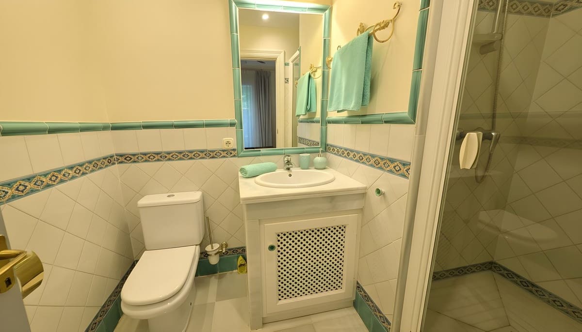 2 slaapkamer Appartement te koop in Bahia de Casares met zwembad garage - € 499.000 (Ref: 9447326)