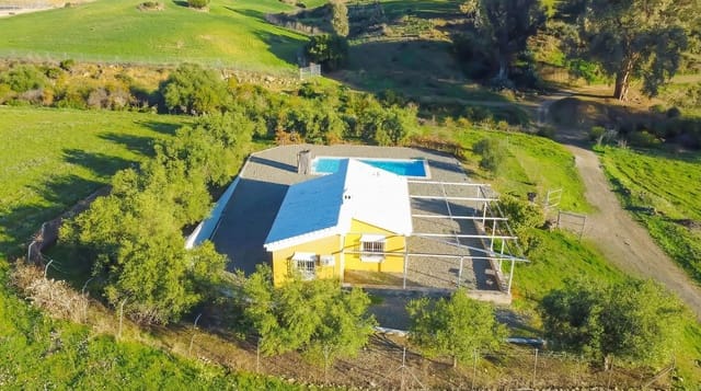 2 soveværelse Finca/Landehus til salg i Coín med swimmingpool garage - € 250.000 (Ref: 9448931)