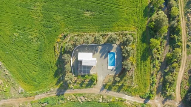 2 soveværelse Finca/Landehus til salg i Coín med swimmingpool garage - € 250.000 (Ref: 9448931)