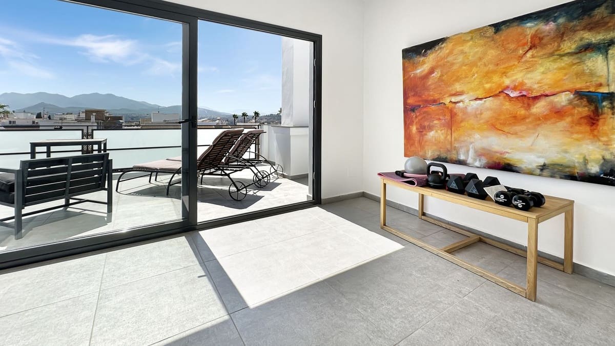 Bar/Restaurante de 4 habitaciones en Alhaurín el Grande en alquiler - 3.500 € (Ref: 9467737)