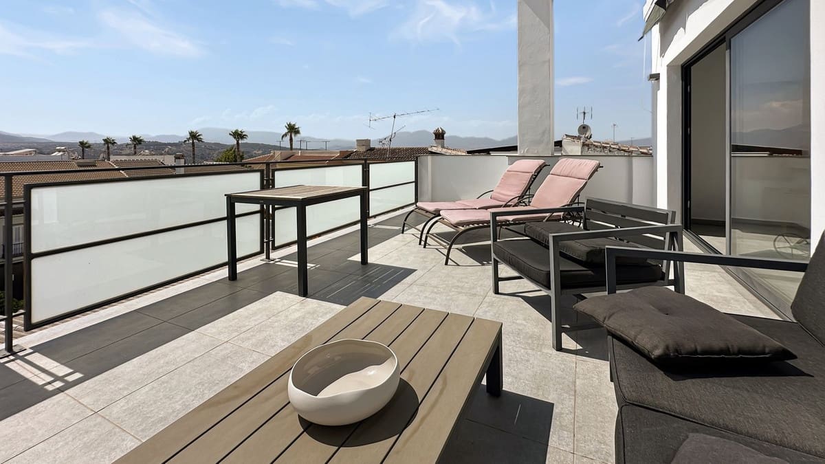 Bar/Restaurante de 4 habitaciones en Alhaurín el Grande en alquiler - 3.500 € (Ref: 9467737)