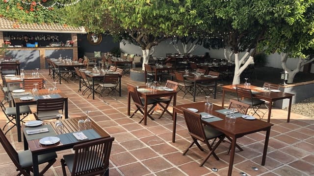 4 sovrum Restaurang/Bar att hyra i Alhaurín el Grande - 3 500 € (Ref: 9467737)