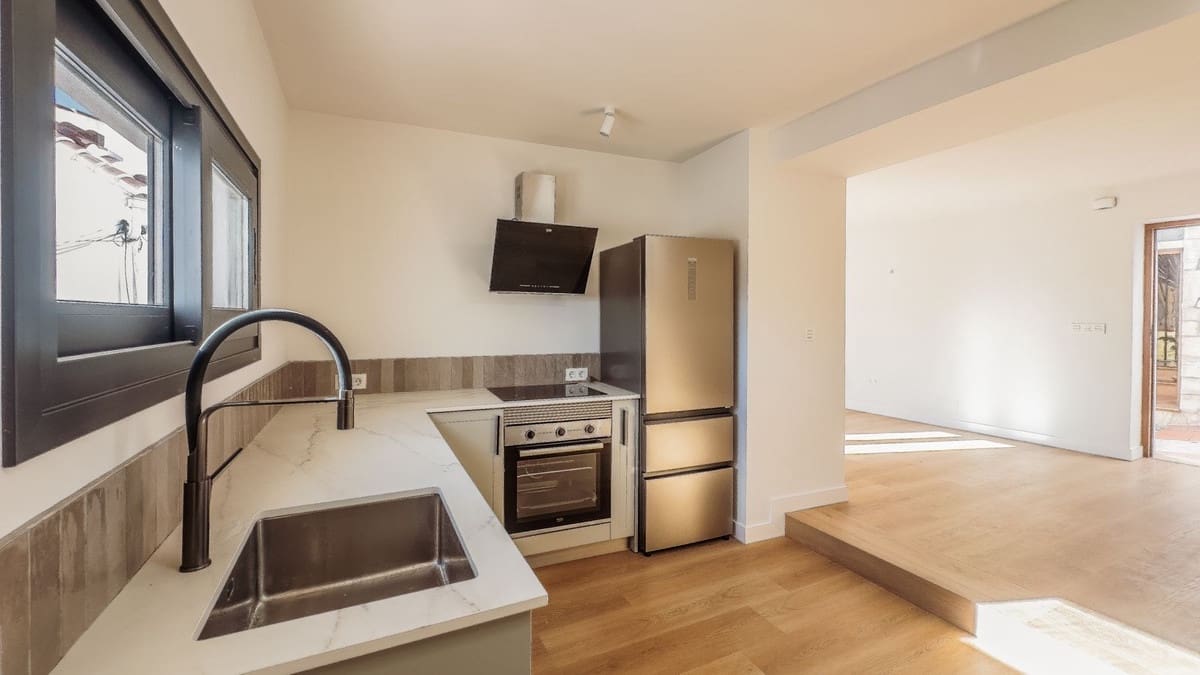 3 bedroom Townhouse for sale in Ojen - € 375,000 (Ref: 9503543)