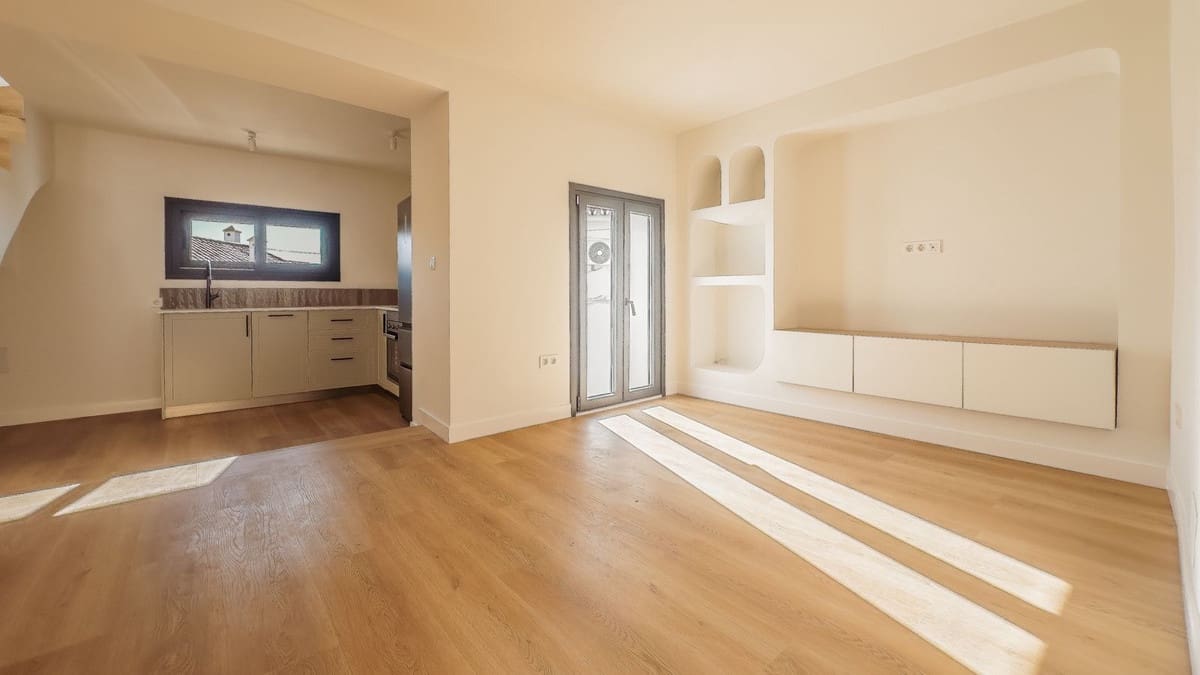 3 bedroom Townhouse for sale in Ojen - € 375,000 (Ref: 9503543)