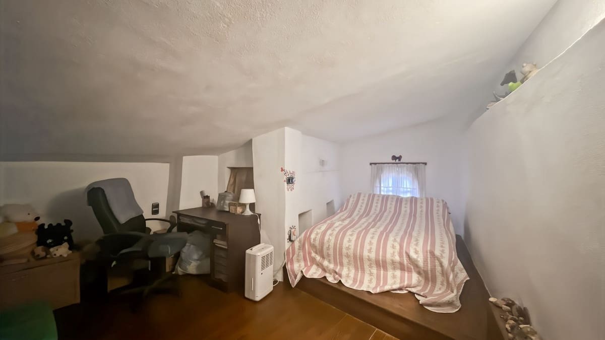 9 sovrum Finca/Hus på landet till salu i Villanueva del Rosario med pool garage - 780 000 € (Ref: 9528941)