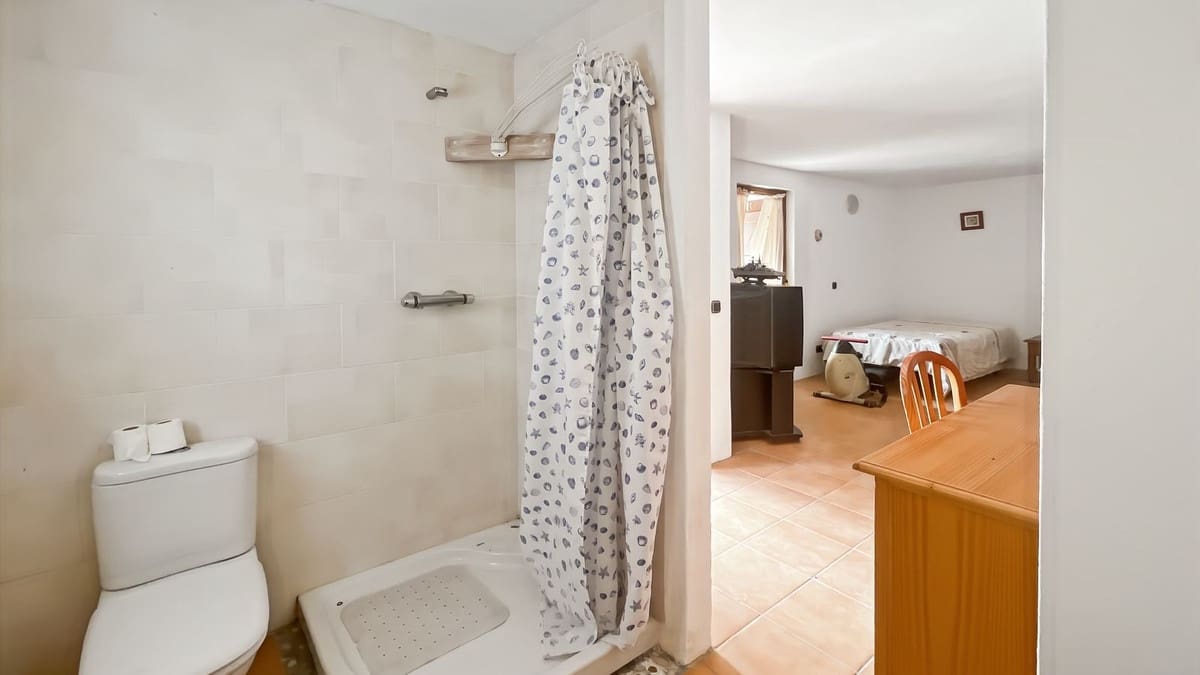 9 sovrum Finca/Hus på landet till salu i Villanueva del Rosario med pool garage - 780 000 € (Ref: 9528941)