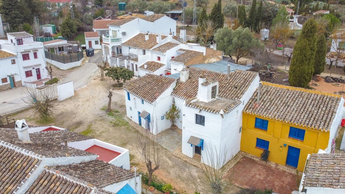 9 sovrum Finca/Hus på landet till salu i Villanueva del Rosario med pool garage - 780 000 € (Ref: 9528941)