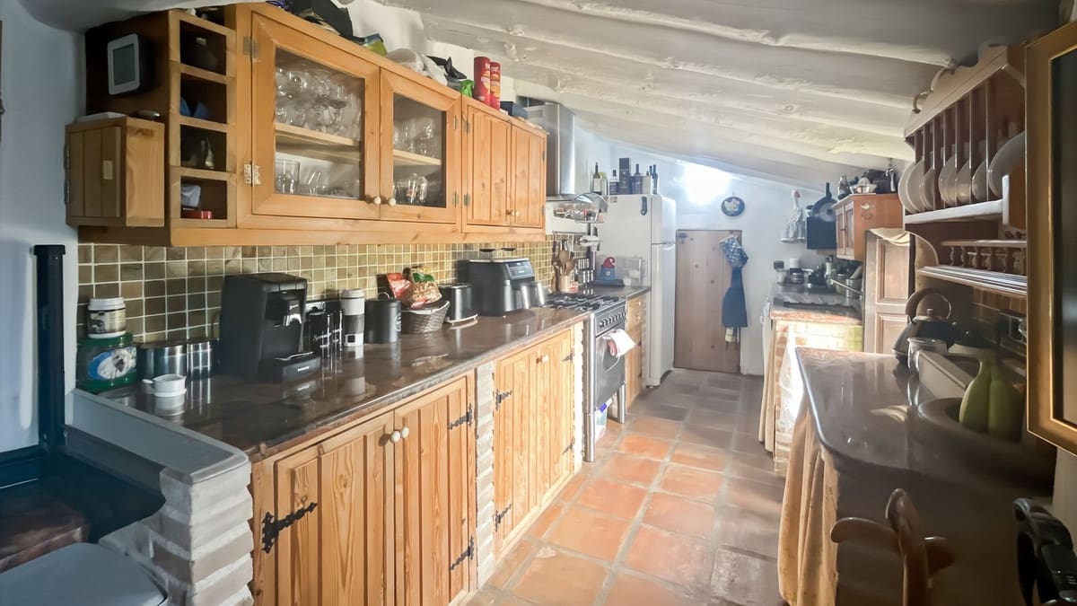 9 sovrum Finca/Hus på landet till salu i Villanueva del Rosario med pool garage - 780 000 € (Ref: 9528941)