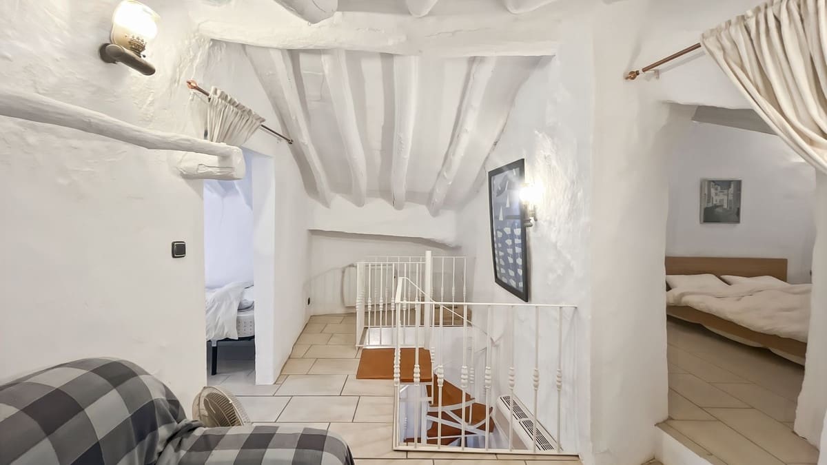 9 sovrum Finca/Hus på landet till salu i Villanueva del Rosario med pool garage - 780 000 € (Ref: 9528941)