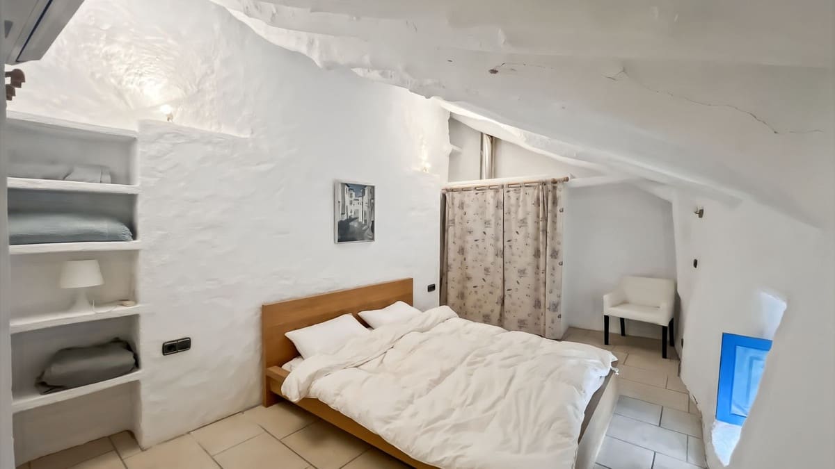 9 sovrum Finca/Hus på landet till salu i Villanueva del Rosario med pool garage - 780 000 € (Ref: 9528941)