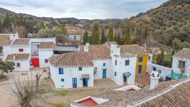 9 sovrum Finca/Hus på landet till salu i Villanueva del Rosario med pool garage - 780 000 € (Ref: 9528941)