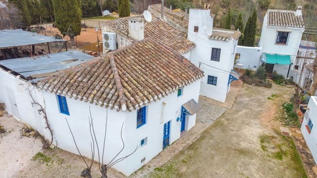 9 sovrum Finca/Hus på landet till salu i Villanueva del Rosario med pool garage - 780 000 € (Ref: 9528941)