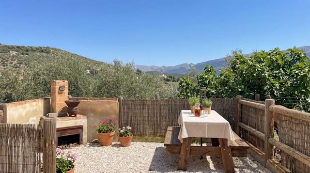 9 soverom Finca/Herregård til salgs i Villanueva del Rosario med svømmebasseng garasje - € 780 000 (Ref: 9528941)