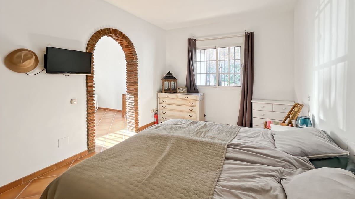 3 soveværelse Villa til salg i Colmenar med swimmingpool garage - € 436.000 (Ref: 9528942)