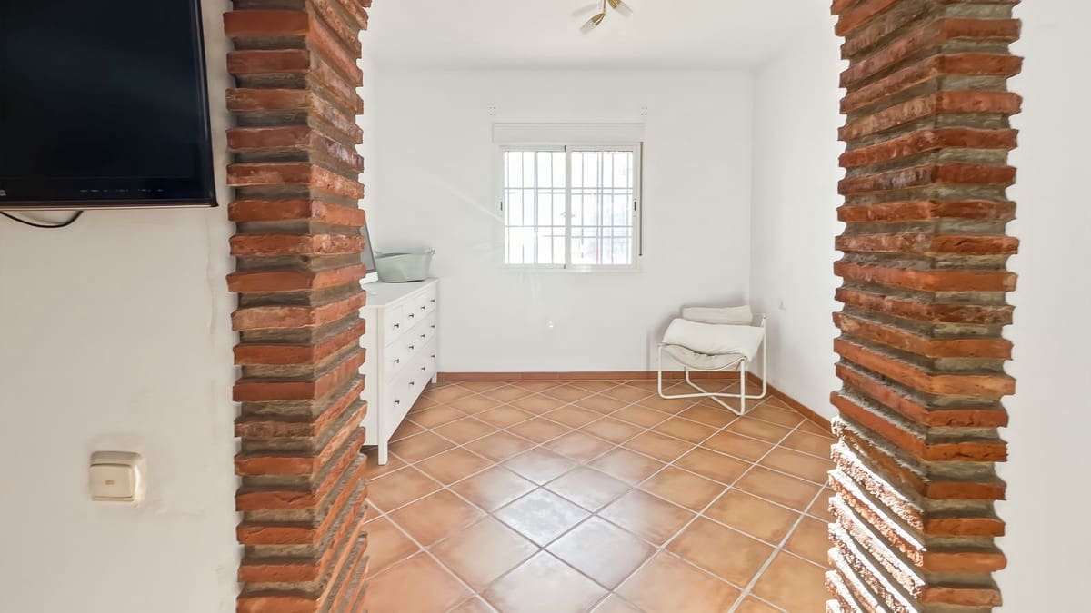 3 soveværelse Villa til salg i Colmenar med swimmingpool garage - € 436.000 (Ref: 9528942)