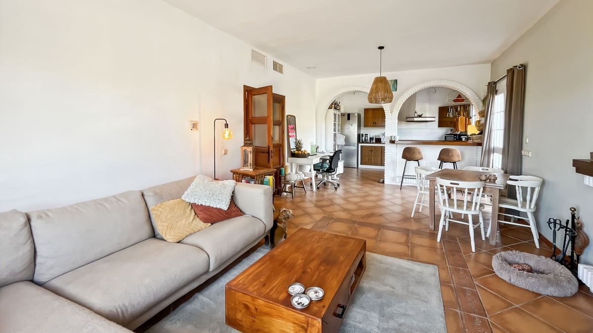 3 soveværelse Villa til salg i Colmenar med swimmingpool garage - € 436.000 (Ref: 9528942)