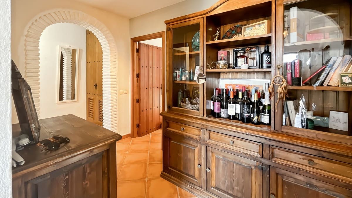 3 soveværelse Villa til salg i Colmenar med swimmingpool garage - € 436.000 (Ref: 9528942)