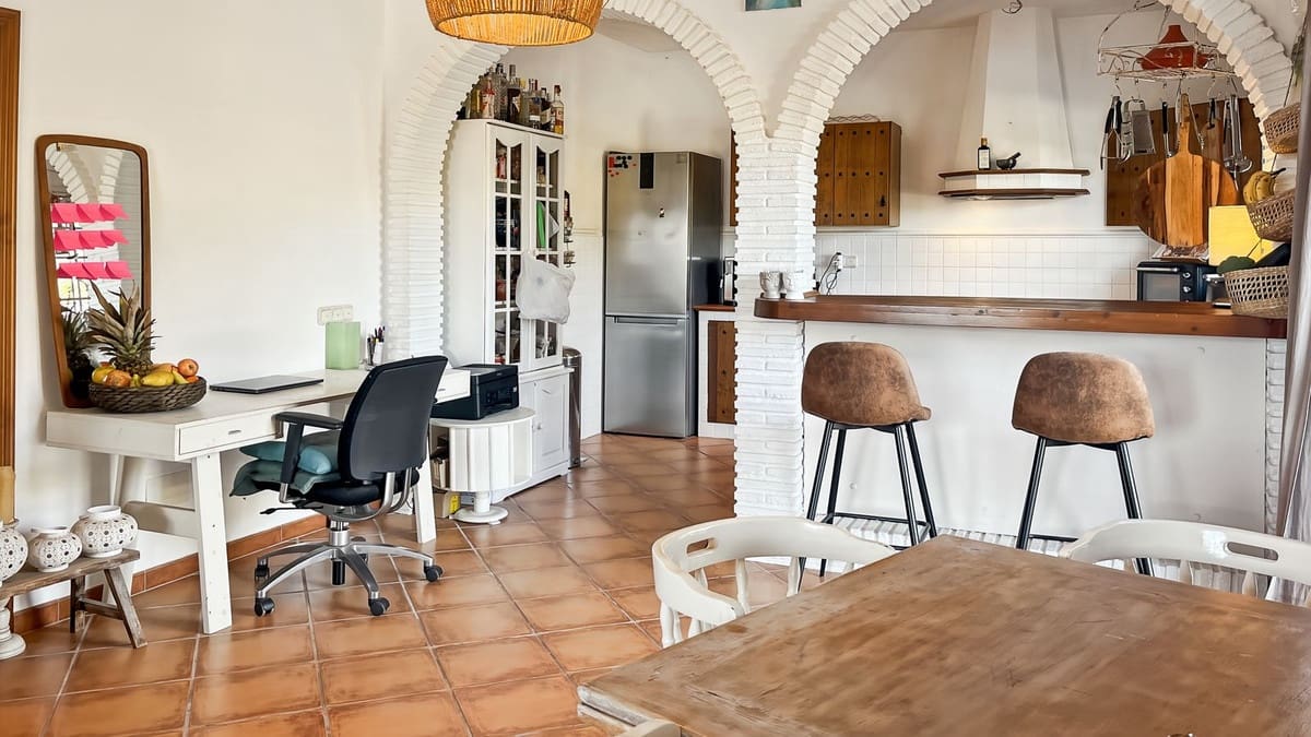 3 soveværelse Villa til salg i Colmenar med swimmingpool garage - € 436.000 (Ref: 9528942)