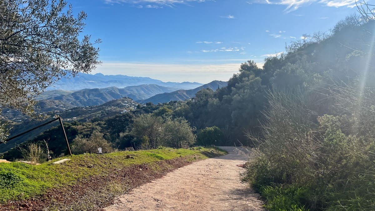 3 soveværelse Villa til salg i Colmenar med swimmingpool garage - € 436.000 (Ref: 9528942)