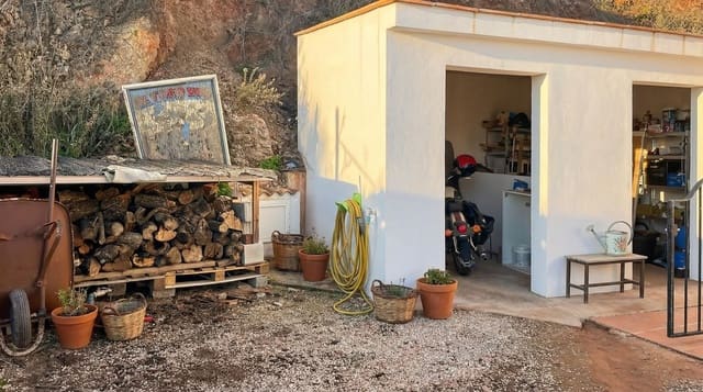 Chalet de 4 habitaciones en Colmenar en venta con piscina garaje - 399.000 € (Ref: 9528942)