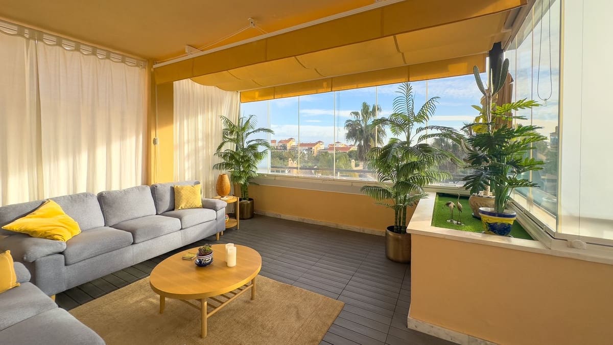 2 chambre Appartement à vendre à Alhaurin de la Torre avec piscine garage - 350 000 € (Ref: 9535065)