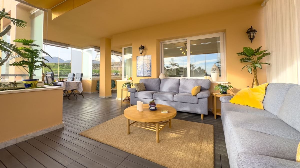 2 chambre Appartement à vendre à Alhaurin de la Torre avec piscine garage - 350 000 € (Ref: 9535065)