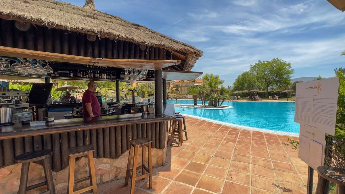 2 chambre Appartement à vendre à Alhaurin de la Torre avec piscine garage - 350 000 € (Ref: 9535065)