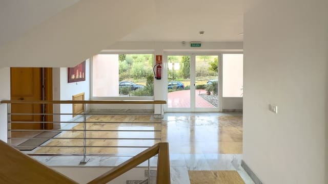 2 bedroom Apartment for sale in Alhaurín de la Torre with pool garage - € 350,000 (Ref: 9535065)