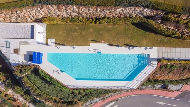 3 quarto Penthouse para venda em Istán com piscina garagem - 1 150 000 € (Ref: 9539687)