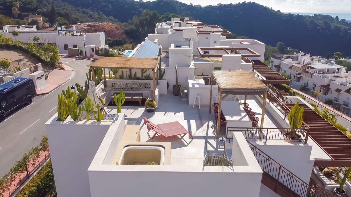 3 Zimmer Penthouse zu verkaufen in Istan mit Pool Garage - 1.150.000 € (Ref: 9539687)