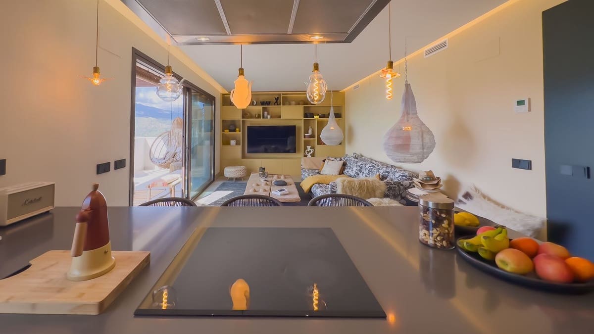 3 Zimmer Penthouse zu verkaufen in Istan mit Pool Garage - 1.150.000 € (Ref: 9539687)