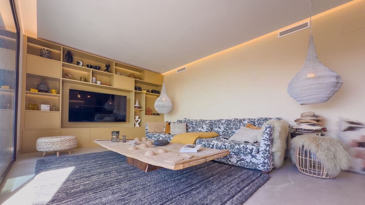 3 quarto Penthouse para venda em Istan com piscina garagem - 1 150 000 € (Ref: 9539687)