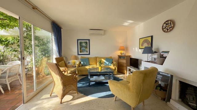 2 soverom Hus til salgs i Calahonda, Mijas med svømmebasseng garasje - € 315 000 (Ref: 9566280)