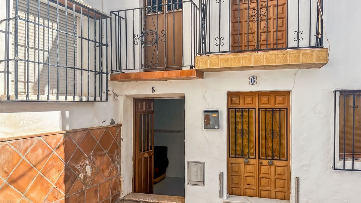 3 soverom Hus til salgs i Comares - € 85 000 (Ref: 9592111)