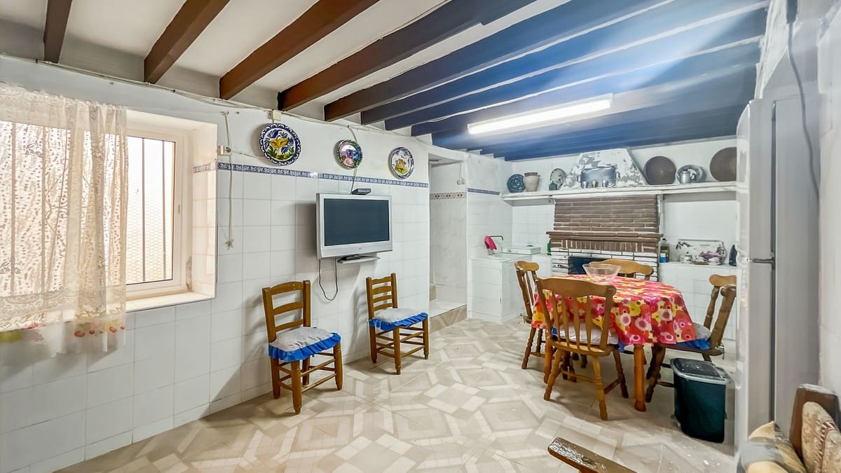 Casa de 3 habitaciones en Comares en venta - 85.000 € (Ref: 9592111)