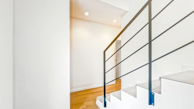 3 slaapkamer Villa te huur in Riogordo met garage - € 2.000 (Ref: 9597273)