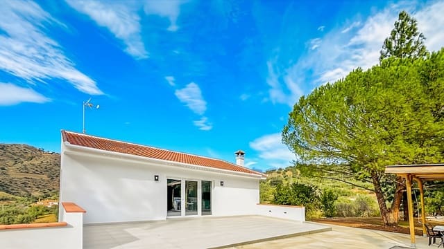 3 slaapkamer Villa te huur in Riogordo met garage - € 2.000 (Ref: 9597273)