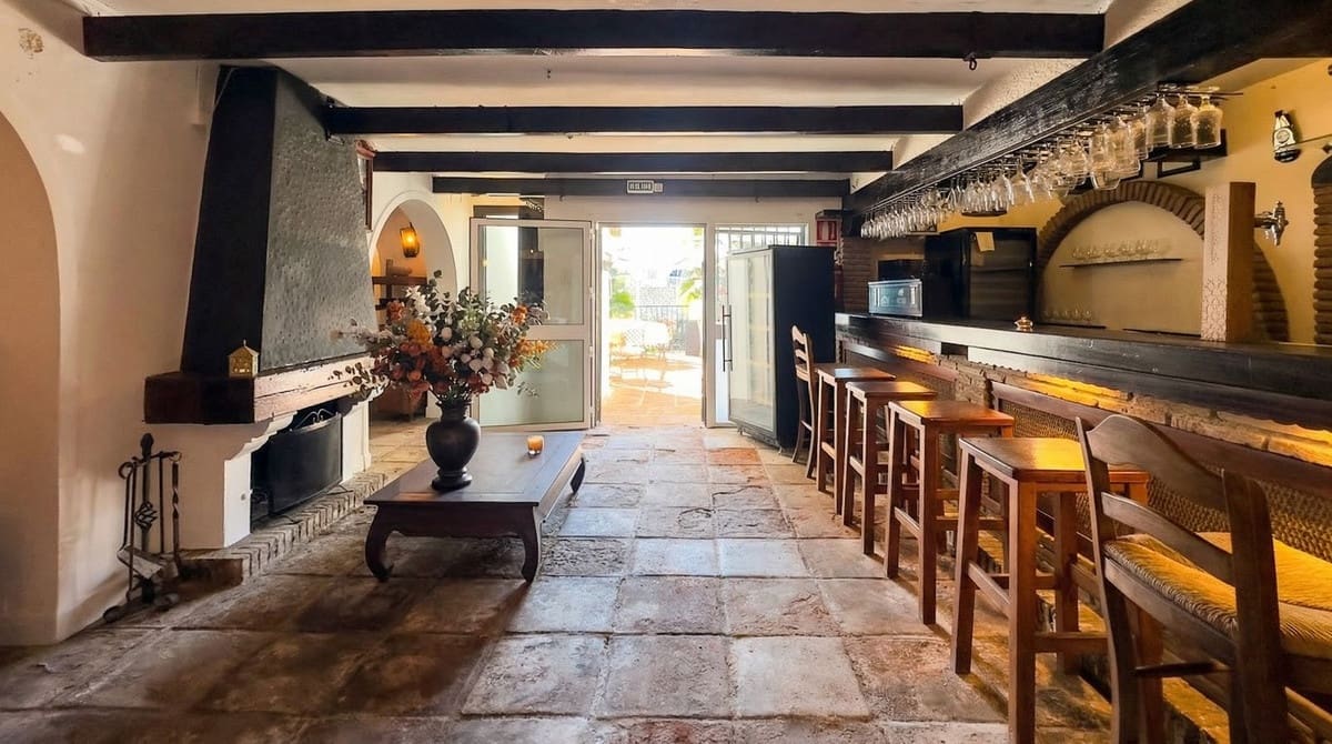 2 Zimmer Bar/Restaurant zu verkaufen in Campo Mijas mit Garage - 525.000 € (Ref: 9622759)